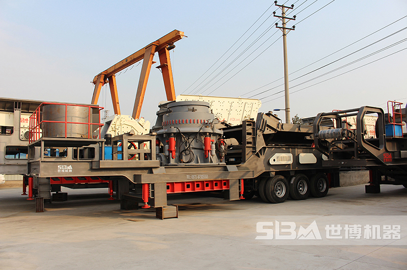 大型移動(dòng)碎石機(jī)