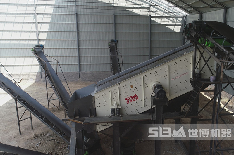 圓式振動篩，多層篩網(wǎng)可出多種規(guī)格成品料