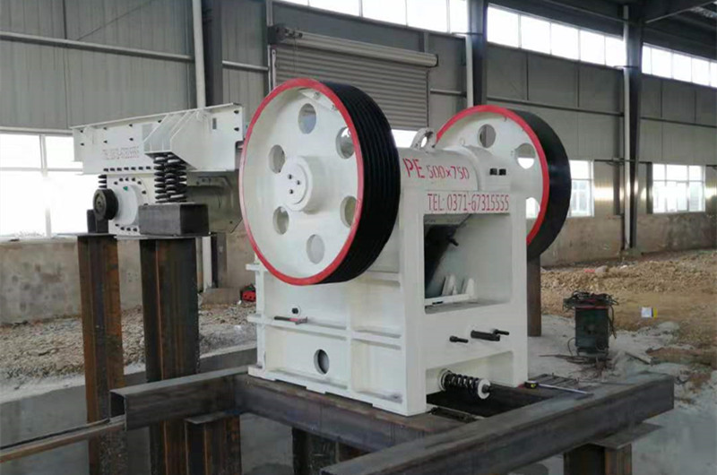 57鄂破機(jī)，PE500x750顎式破碎機(jī)