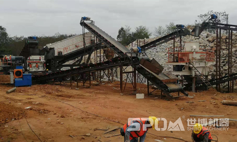 移動(dòng)圓錐破和制砂機(jī)