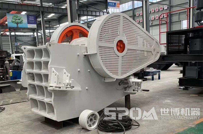 大塊石頭破碎機(jī)，顎式破碎機(jī)