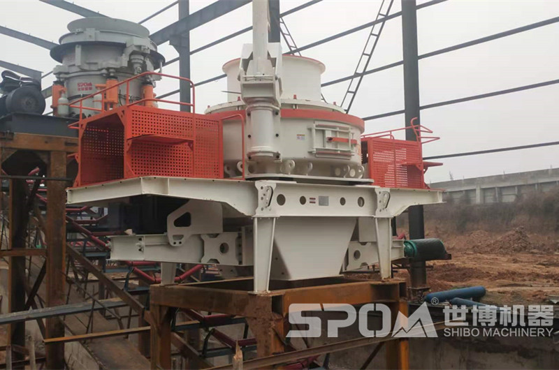 制砂機(jī)，在玄武巖制砂生產(chǎn)線中制砂整形